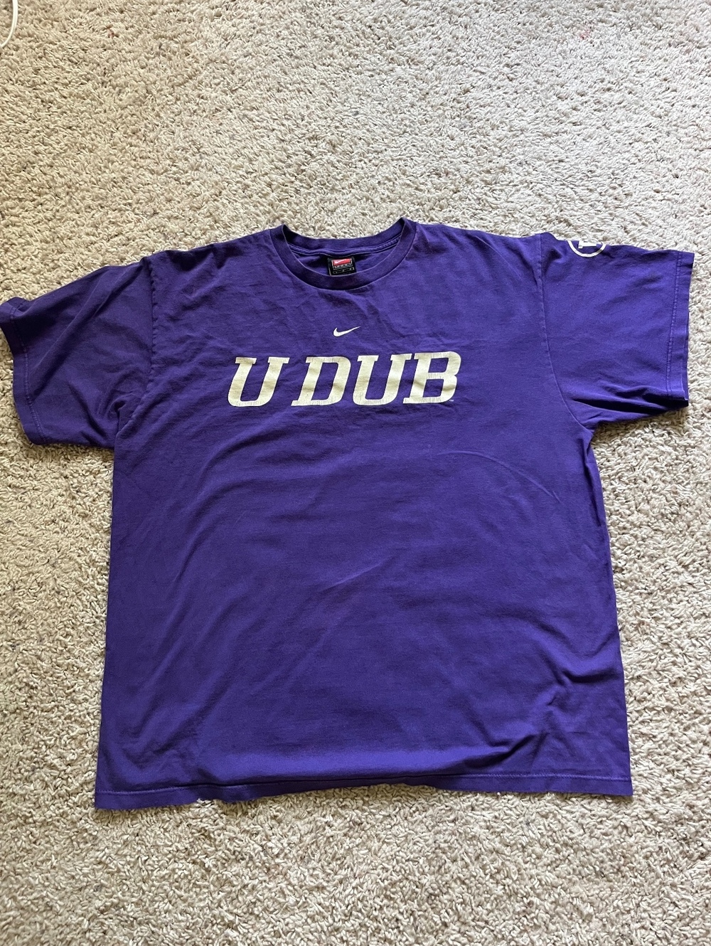 Nike VTG University of Washington U Dub Tee